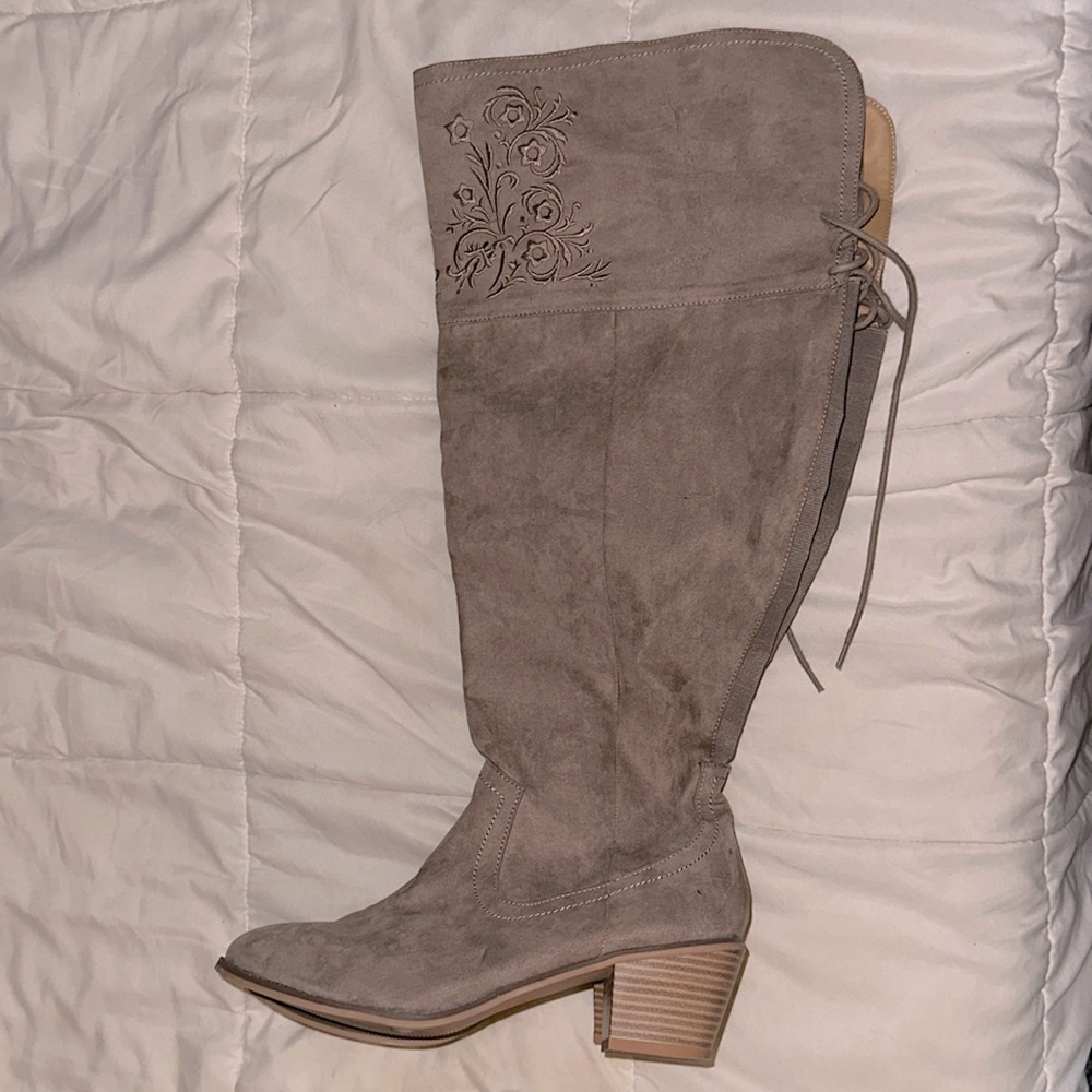 Wide calf boots